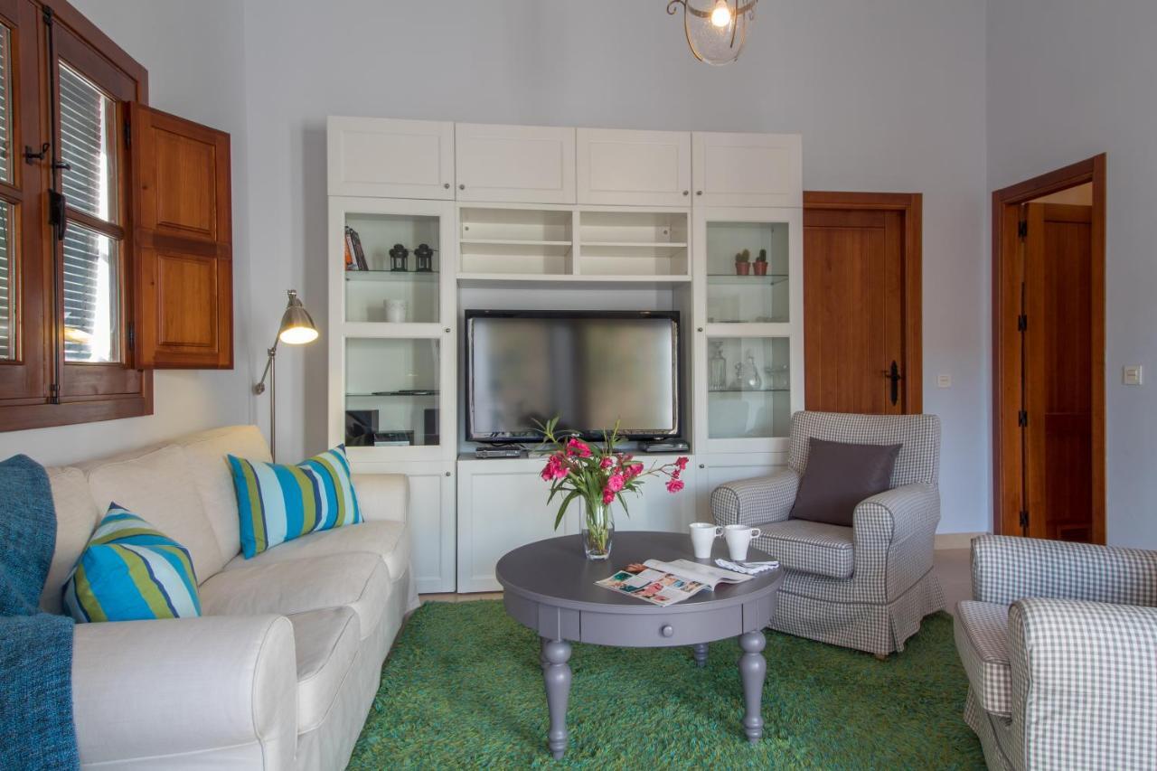 Quiet House In Village Center With Mountains Views 프리질리아나 외부 사진
